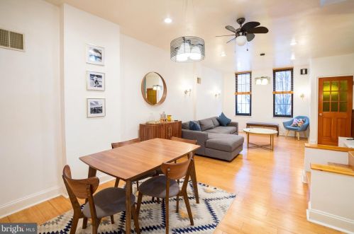 242 Fairmount Ave, Philadelphia PA  19123-2928 exterior