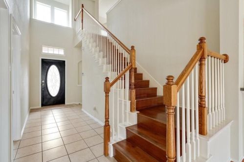 11013 Casitas Dr, Austin TX  78717-3875 exterior