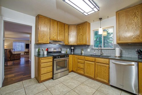 24111 Birch Ter, Willits CA  95490-9505 exterior