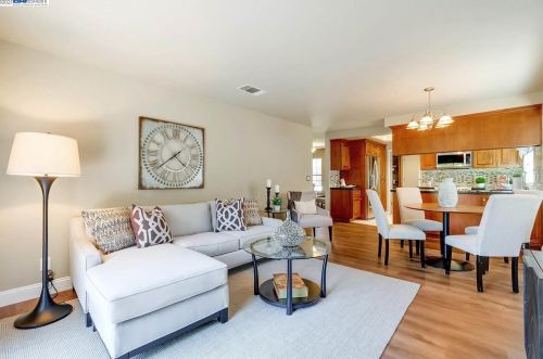 3530 Whitehall Ct, Pleasanton CA  94588-3507 exterior