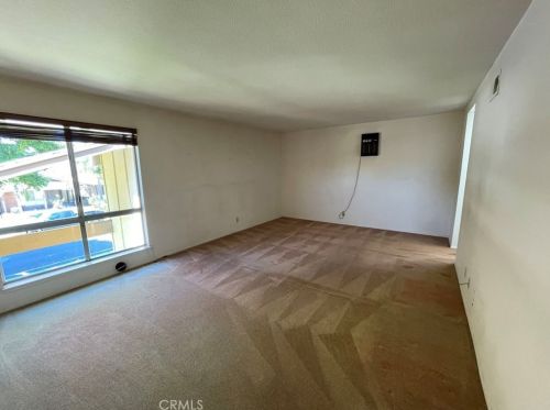 1826 Claudia Ave, Simi Valley CA 93065-3642 exterior