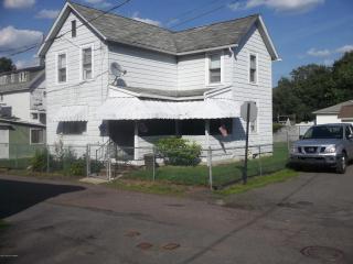 126 Belles Ave, Wilkes Barre, PA 18706-2241