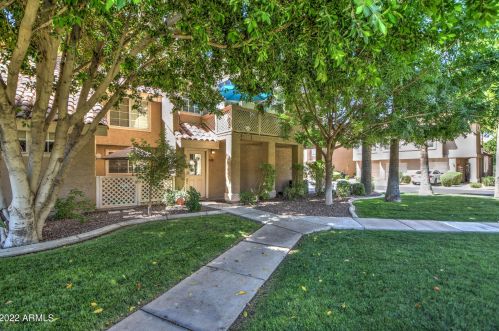 1633 Lakeside Dr, Gilbert, AZ 85234-8011