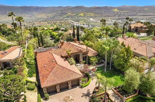 4835 Green Crest Dr, Yorba Linda, CA 92887-1603