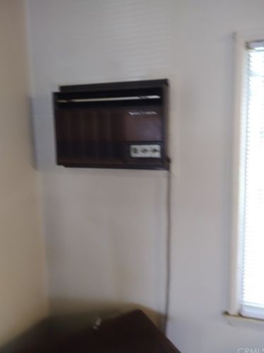 3624 Easy Ave, Long Beach, CA 90810-2223
