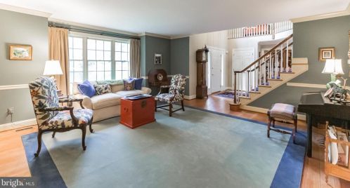 131 Knoxlyn Farm Dr, Kennett Sq PA  19348-2700 exterior