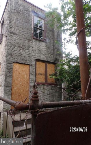 343 Clinton St, Camden NJ  08103-1804 exterior