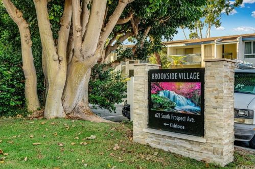 605 Prospect Ave, Redondo Beach CA  90277-4458 exterior