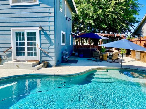 301 6th St, Wheatland CA  95692-9463 exterior