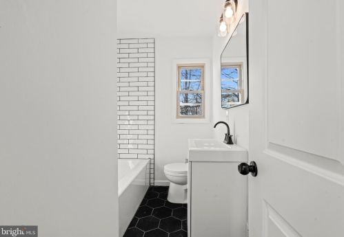 257 Mercer Ave, Gloucester NJ  08031-1614 exterior