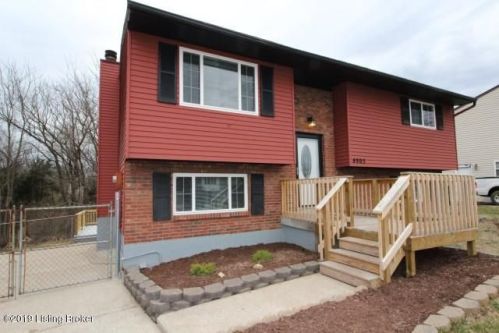 4905 Woodsend Rd, Louisville, KY 40229-1236