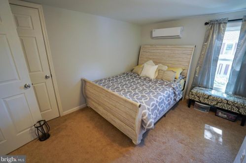 411 6th St, Laurel DE  19956-1363 exterior