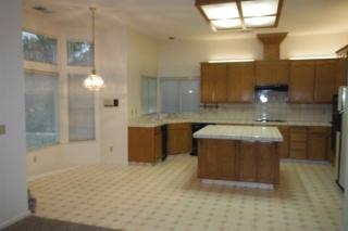 2136 Bristol Park Cir, Turlock CA  95382-2974 exterior