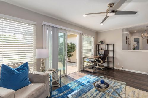 6930 Post Rd, Pleasanton CA  94568-2123 exterior