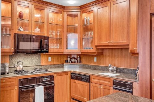 112 Pinckney St, Boston MA  exterior