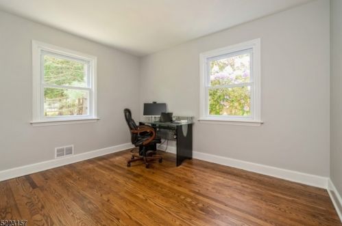 27 Dogwood Rd, Greystone Park NJ  07950-1918 exterior