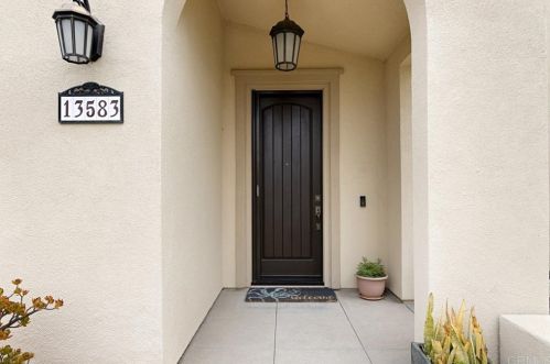 13583 Lopelia Meadows Pl, San Diego, CA 92130-5784