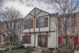 954 Innsbruck Dr, Hummelstown, PA 17036-9749