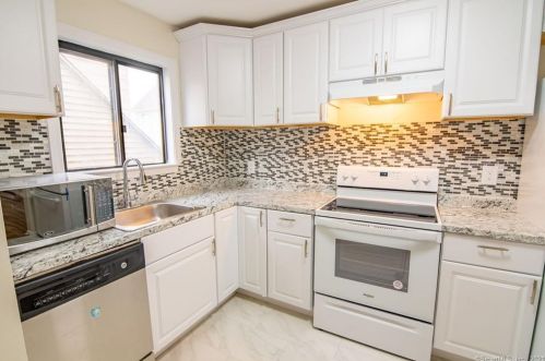 126 Myrtle Ave, Stamford, CT 06902-3931