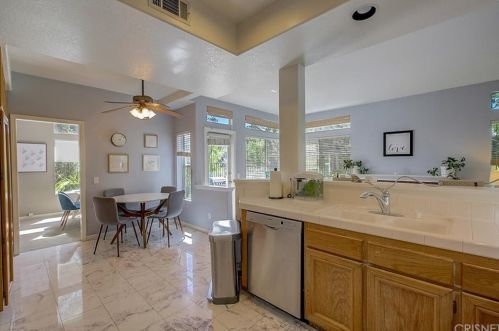 136 Valero Cir, Calabasas CA  91377-5551 exterior