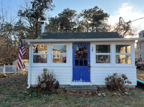 24 The Blvd, Marthas Vineyard, MA 02539-6921
