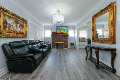 118 Glenwood Ave, Bloomfield NJ  07003-2323 exterior