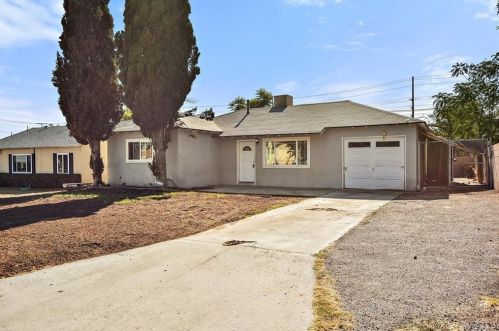 5984 Elmwood Rd, San Bernardino, CA 92404-3242