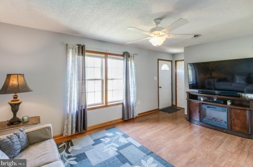 23415 Meadows Ln, Slaughter Beach DE  19963-4778 exterior