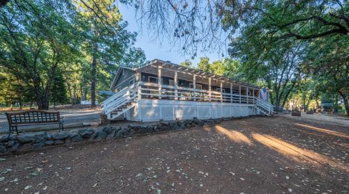 6529 Green Leaf Ln, Michigan Bluff, CA 95631-9625