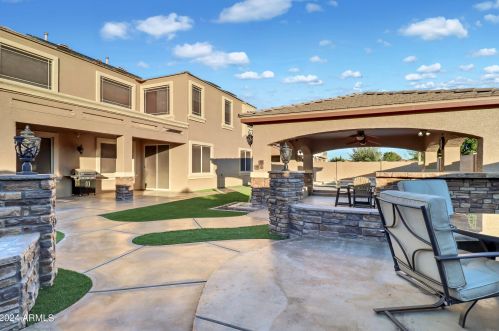 17785 Dahlia Dr, Sun City, AZ 85388-5664