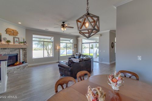 34212 10 St, Phoenix AZ 85085-9216 exterior