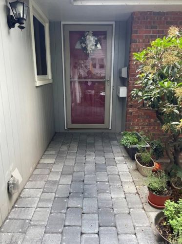 105 Foster St, Manchester, CT 06040-5330