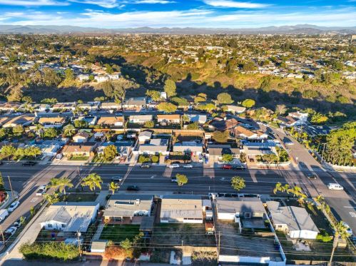 4220 Clairemont Dr, San Diego CA 92117-5536 exterior