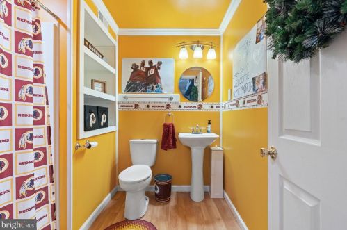 578 Crosswinds Dr, Charles Town WV  25414-3917 exterior