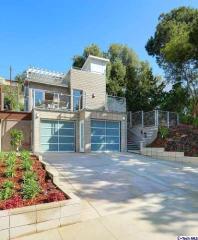 707 Avenue 60, Los Angeles, CA 90042-4306