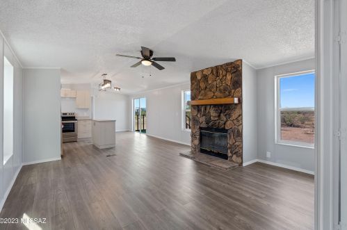 4503 Avra Rd, Tucson, AZ 85743-7563