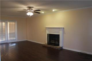 827 Keystone Dr, Clarksville, TN 37042-4775