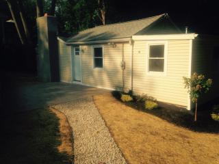 46 Brewster Dr, Kent Lakes, NY 10512-6406