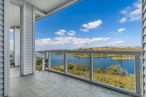 11040 Caminito Vista Pacifica, San Diego CA 92131-3301 exterior