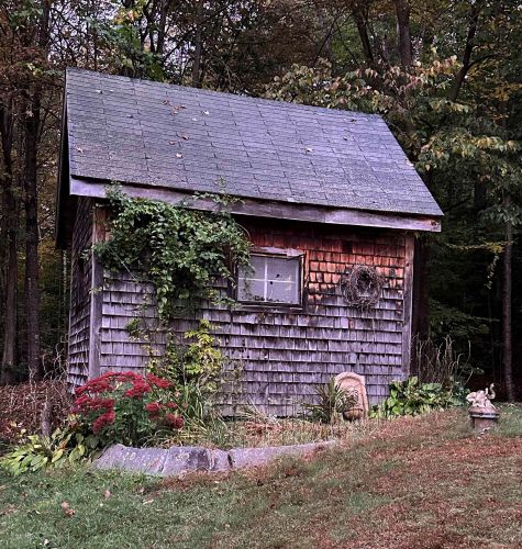648 Quincy Rd, Ellsworth NH  03266-3520 exterior