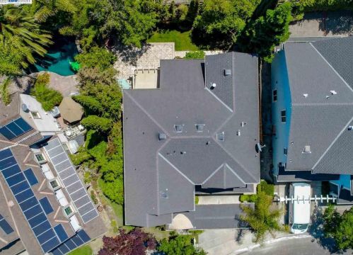 330 Langton Ct, San Ramon CA  94582-4692 exterior