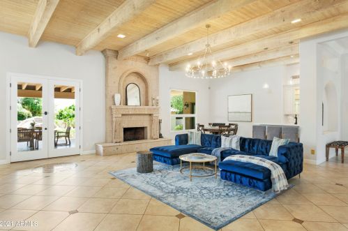 10461 Windrose Dr, Scottsdale AZ  85259-2423 exterior