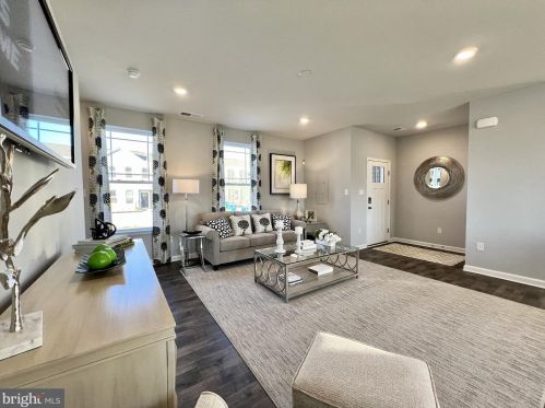 115 Ediman Ct, Dover DE  19901-6504 exterior