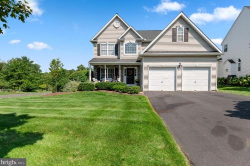 5363 Red Oak Dr, Coopersburg, PA 18036-2464