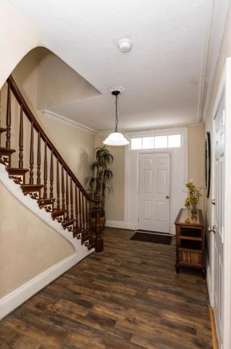 22 Cromwell St, Providence RI  02907-2502 exterior