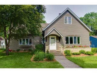 727 7 St, Hudson WI  54016-1711 exterior