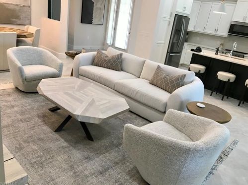 6521 Dominica Dr, Naples, FL 34113-8175