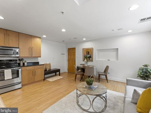 2608 Sherman Ave, Washington, DC 20001-3978
