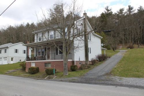 260 Hoover Rd, Robertsdale, PA 16674-8902