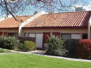 918 Cameron St, Hanford, CA 93230-3574